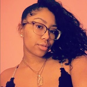 Meet your Posher, Avian